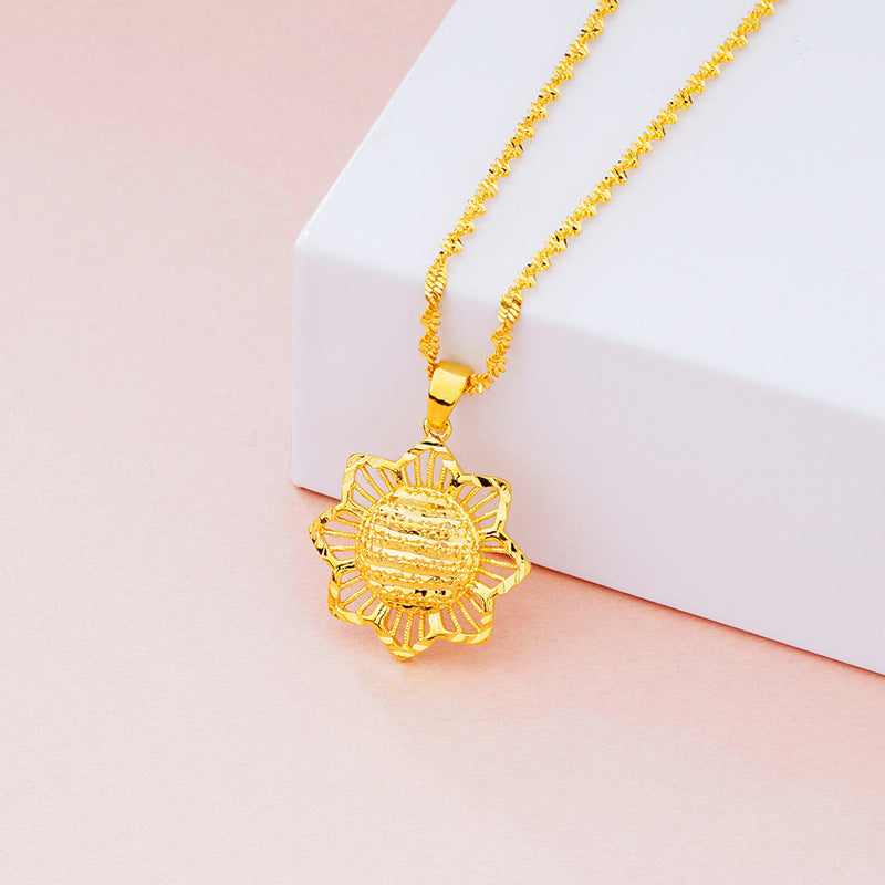Gold Sunflower Pendant Necklace for Women Retro Ethnic Jewelry