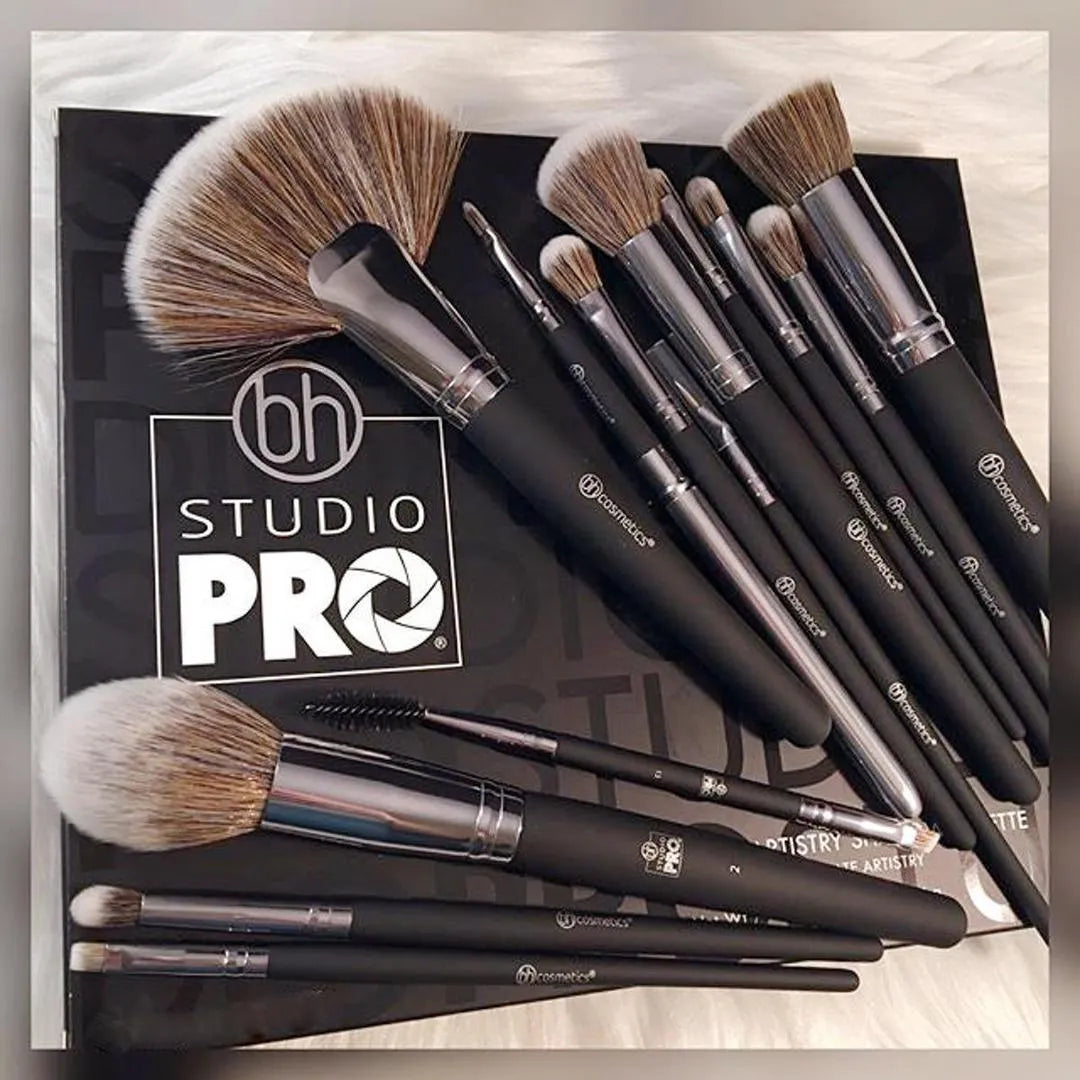 13-Piece Makeup Brush Set Black Silver Professional Use
