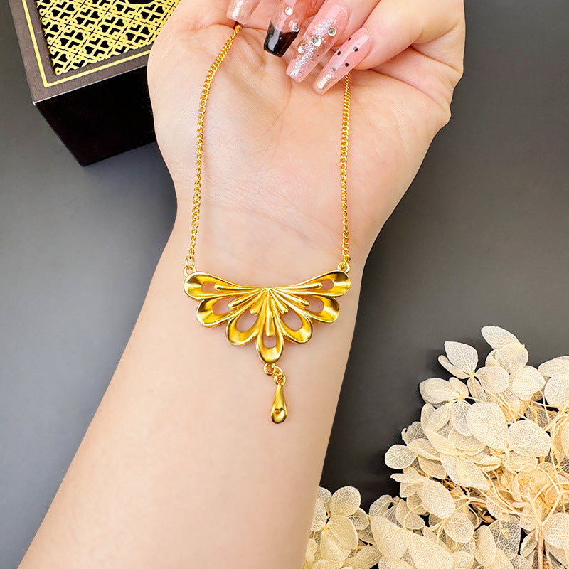 Gold Flower Necklace for Women Wedding Retro Style
