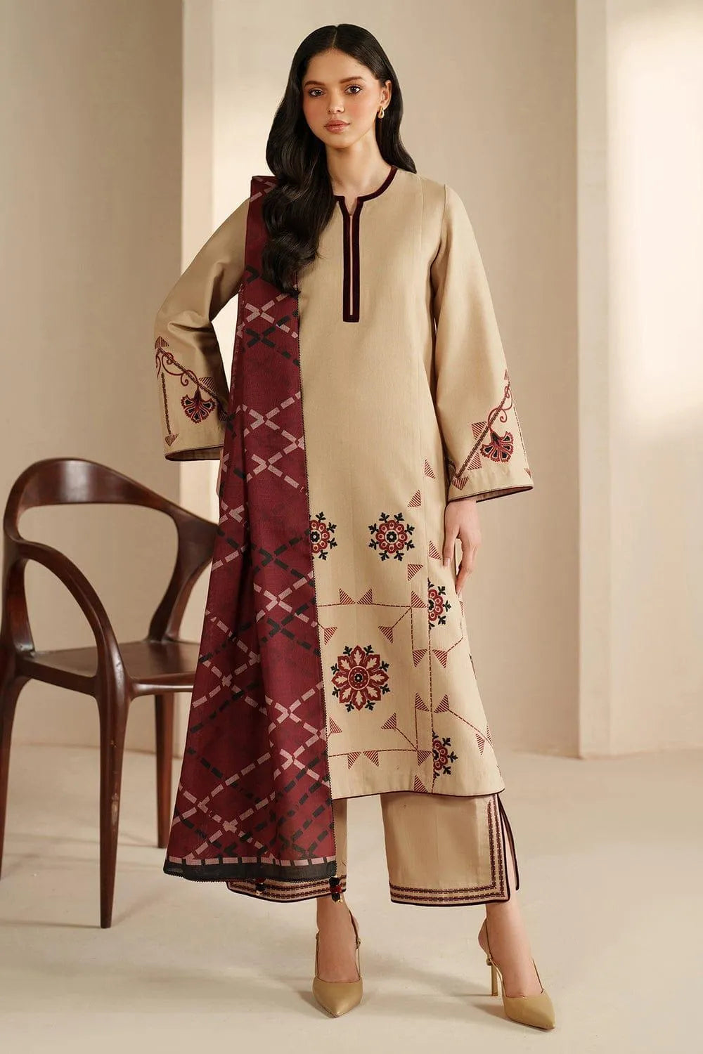 Beige Embroidered Lawn 3Pcs Set with Dupatta