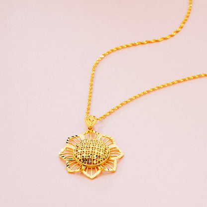 Gold Sunflower Pendant Necklace for Women Retro Ethnic Jewelry