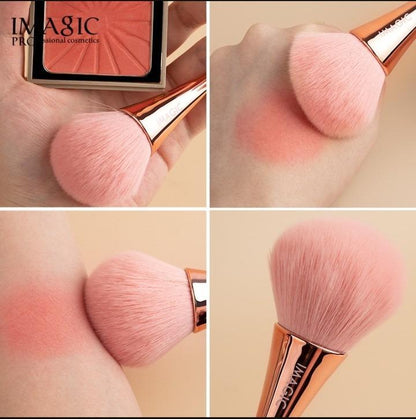 Rose Gold Makeup Brush for Flawless Application
