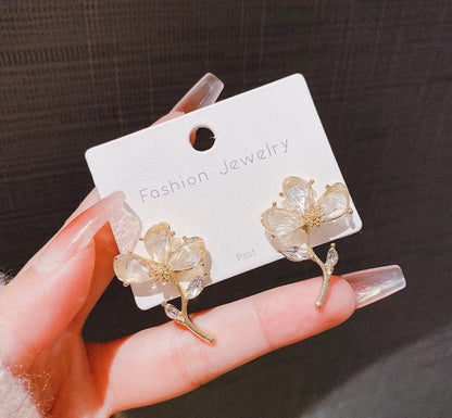 Transparent Flower Stud Earrings Gold Tone Lightweight Pakistani Women