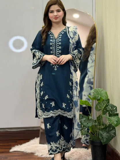 3 Pcs Women's Stitched Cotton Lawn Embroidered Suit