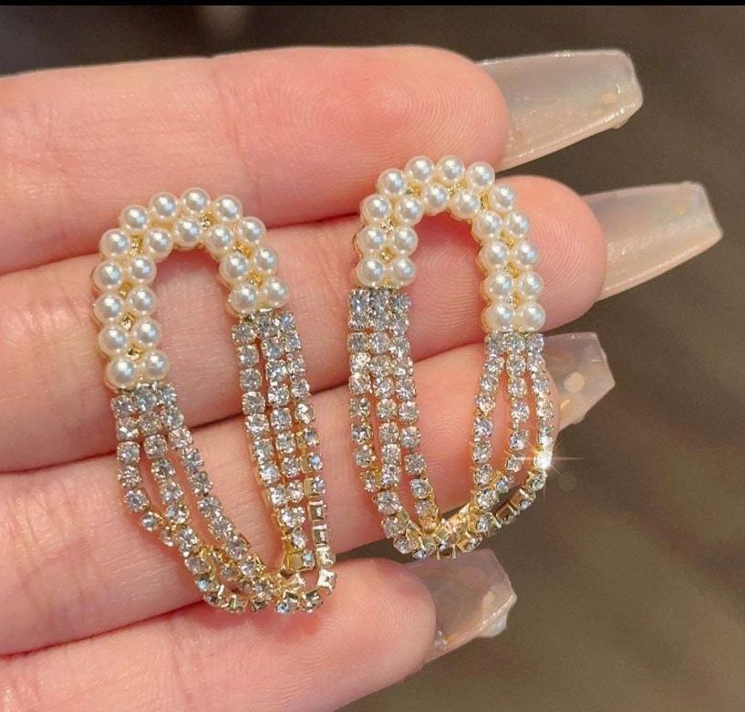 Silver Plated Oval Pearl Rhinestone Earrings for Women