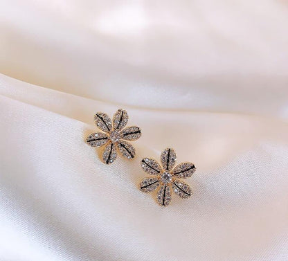 Sunflower Stud Earrings Alloy Gold Sparkling