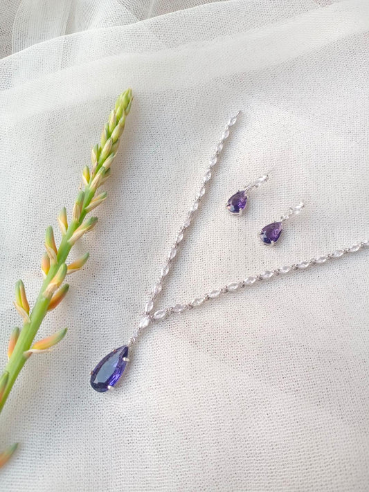 Modern Silver Plated Zircon Pendant Set for Women