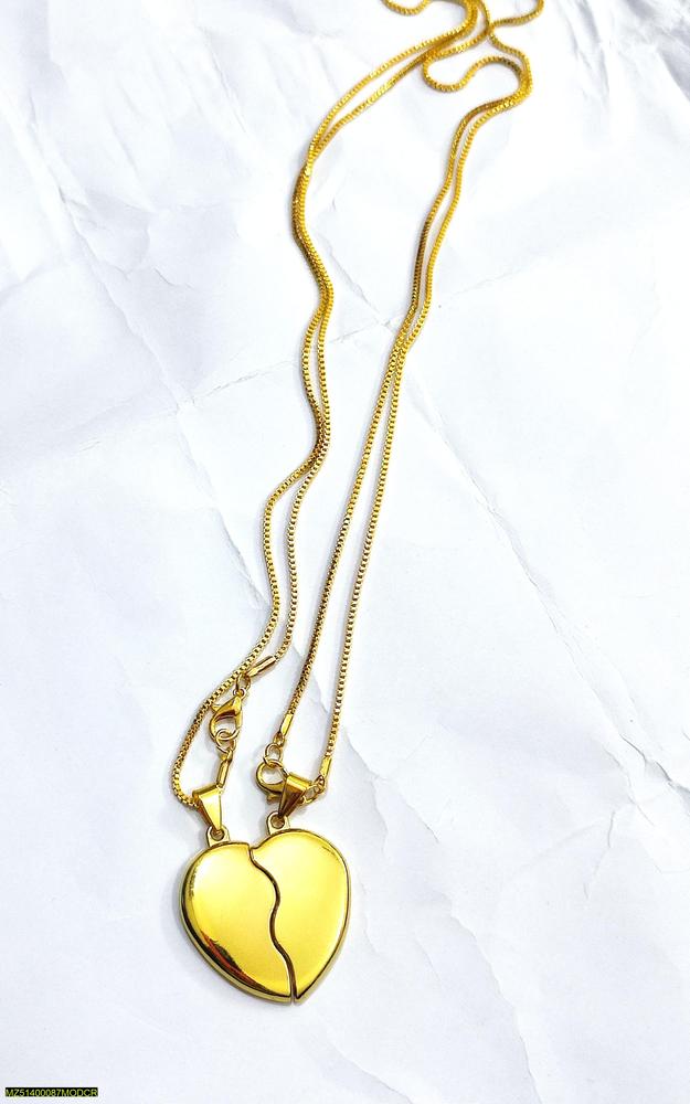 Magnetic Heart Pendant Set Gold Alloy Daily Wear