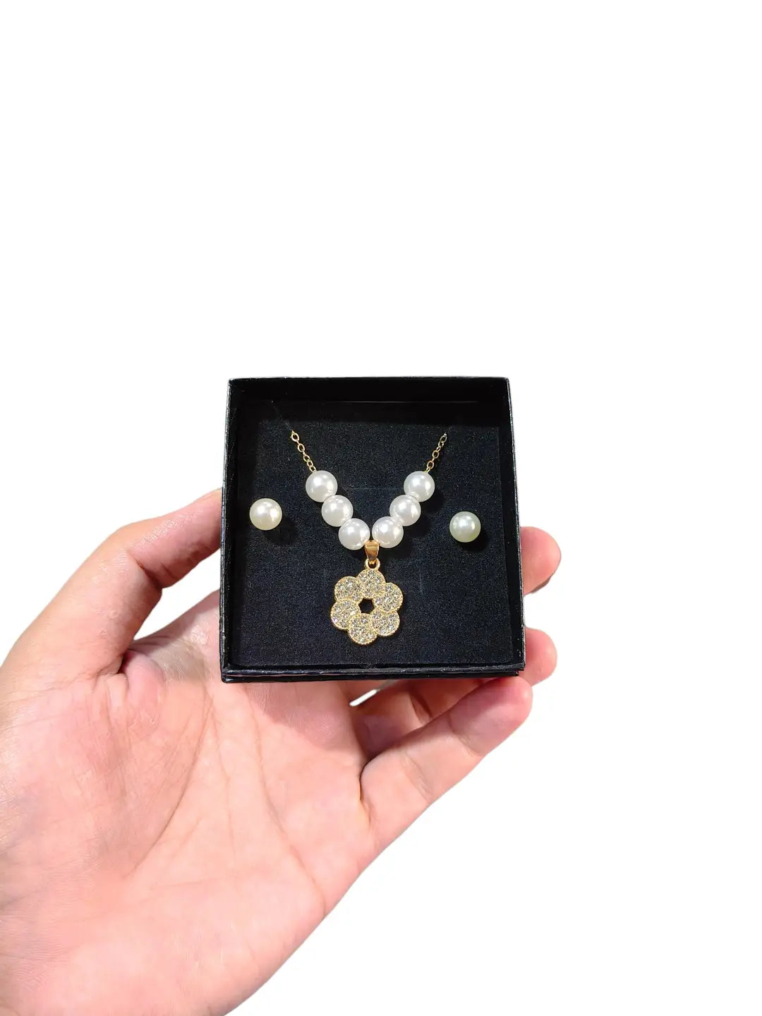 Modern Design Gold Plated Crystal Pendant Set
