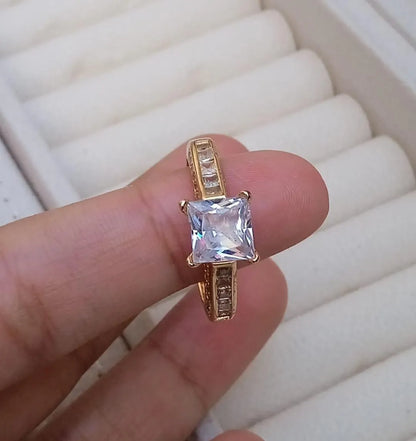 Vintage Gold Plated Crystal Ring for Pakistani Women