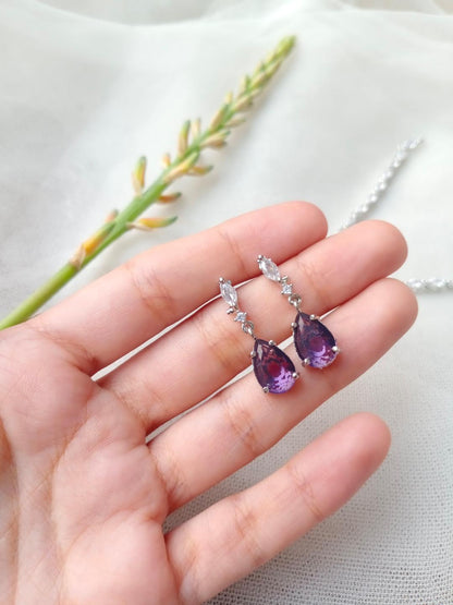 Modern Silver Plated Zircon Pendant Set for Women