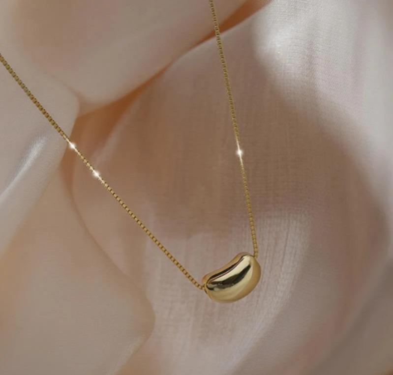 Gold Plated Pendant for Women Daily Wear Elegant Accessories