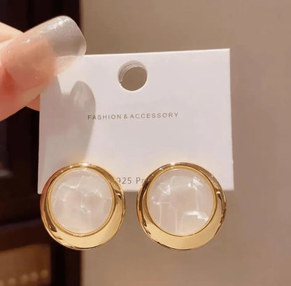 Korean Marble Circle Earrings Gold Tone Lightweight