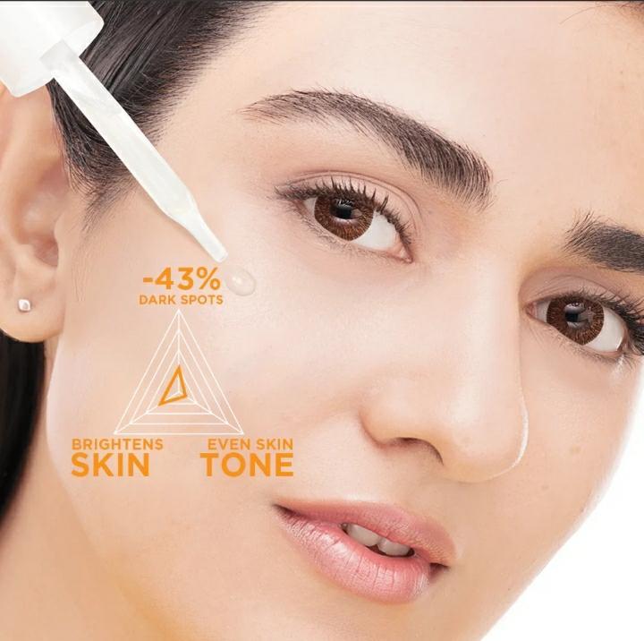 Garnier Skin Naturals Vitamin C Serum 30ml Brightening Spot Lightener