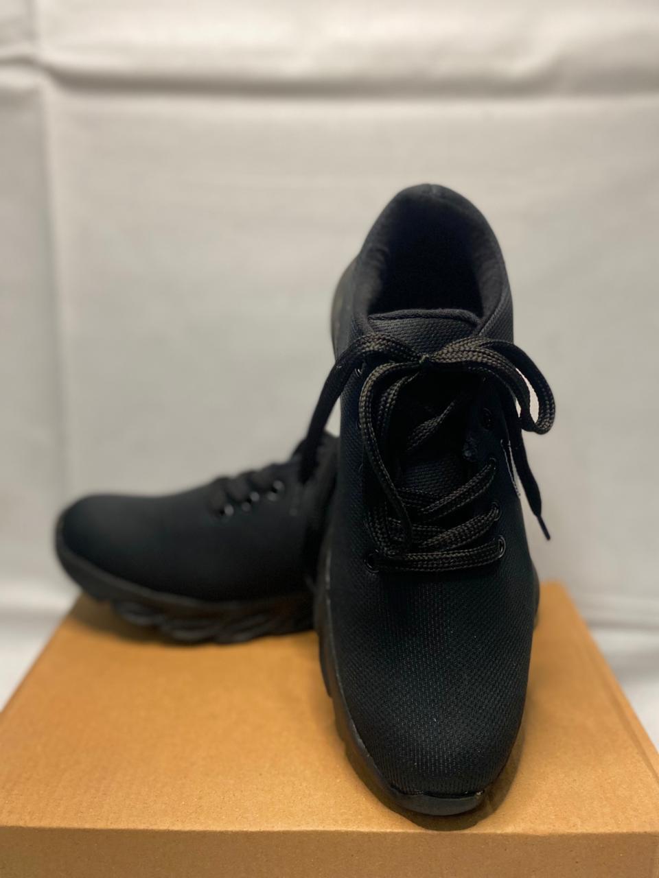 Men's Black Fabric Walking Sports Shoes Pakistan