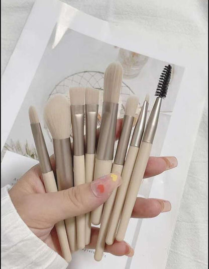 8-Piece Makeup Brush Set Gold Beige Synthetic Bristles