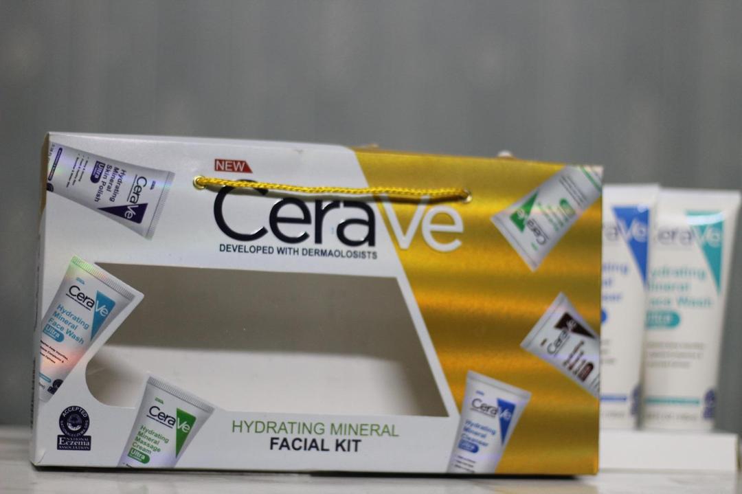 CeraVe Hydrating Mineral Facial Kit 6-Piece Whitening & Glowing
