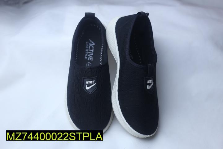 Black Slip-On Sneakers for Women Pakistan