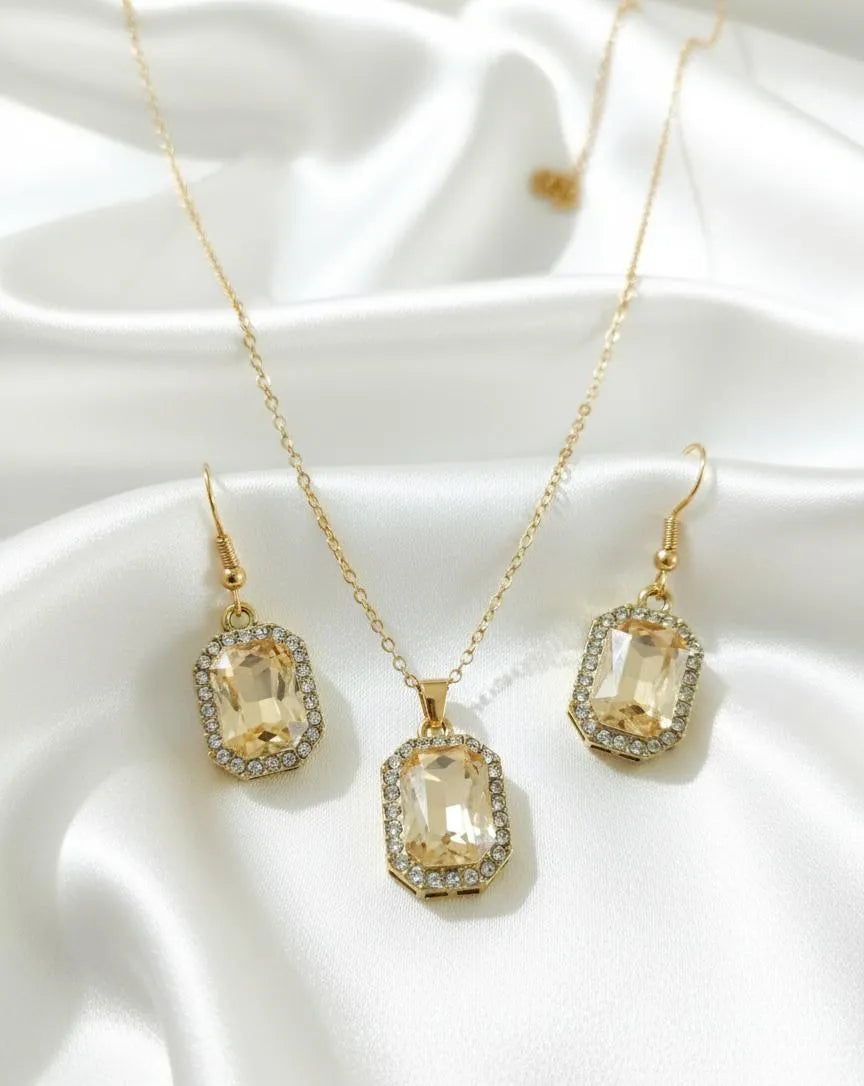 Golden Pendant & Earrings Set for Pakistani Women