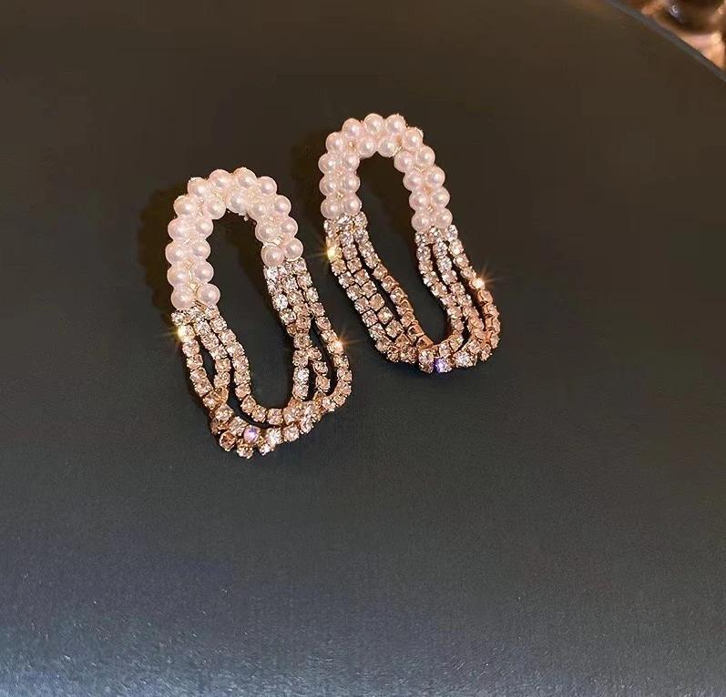 Silver Plated Oval Pearl Rhinestone Earrings for Women