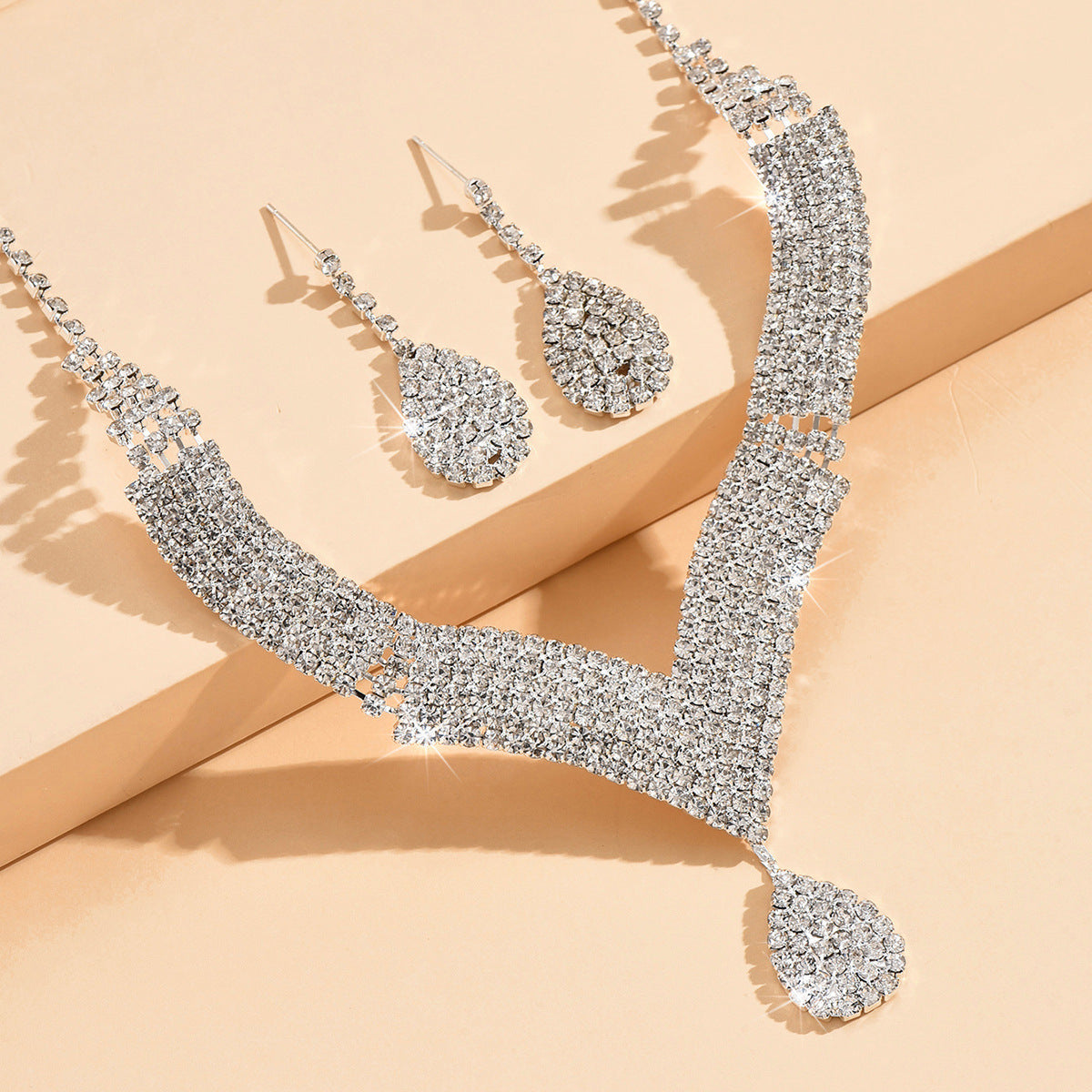 V-Neck Diamond Necklace & Earrings Set for Pakistani Women