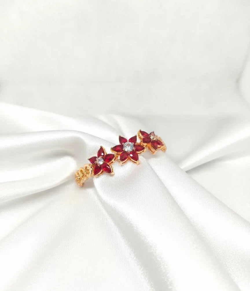 Red Floral Chain Bracelet for Women Wedding Party Gifting