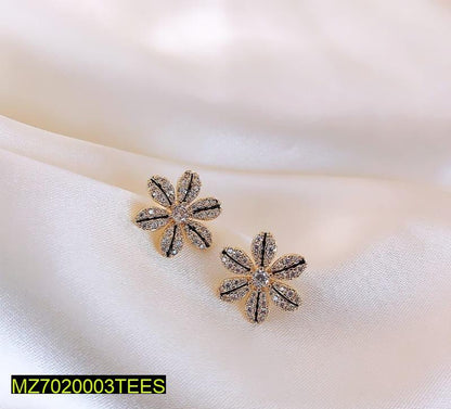 Sunflower Stud Earrings Alloy Gold Sparkling