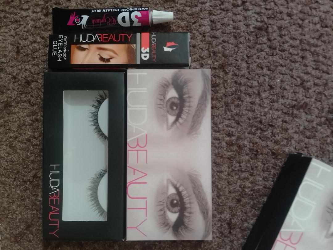 Black False Eyelashes for Pakistani Women