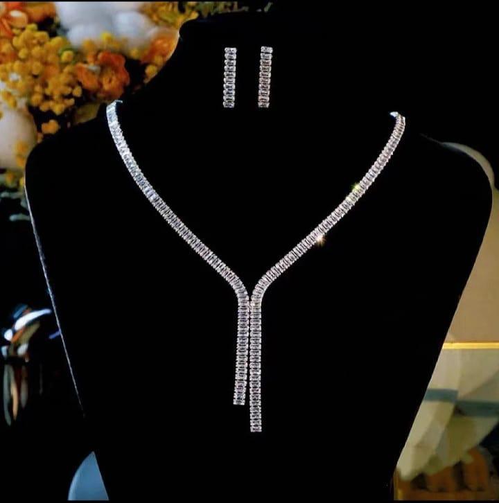 Modern Silver Plated Necklace Set for Women