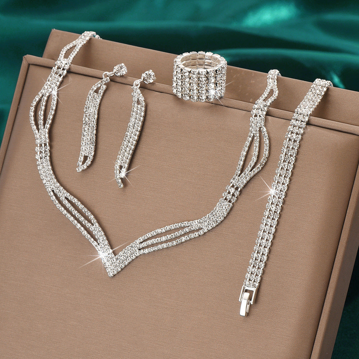 Sparkling Rhinestone 3-Piece Jewelry Set for Pakistani Women