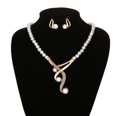 Pearl Necklace & Earrings Set Gold Plated Off-White