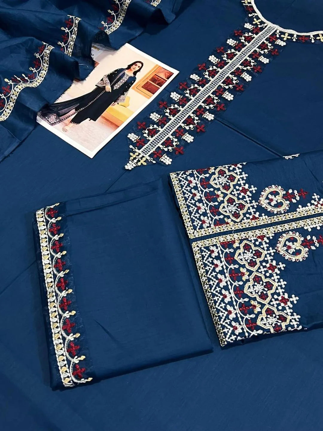 Blue Lawn Patch Work 3Pcs Set for Women