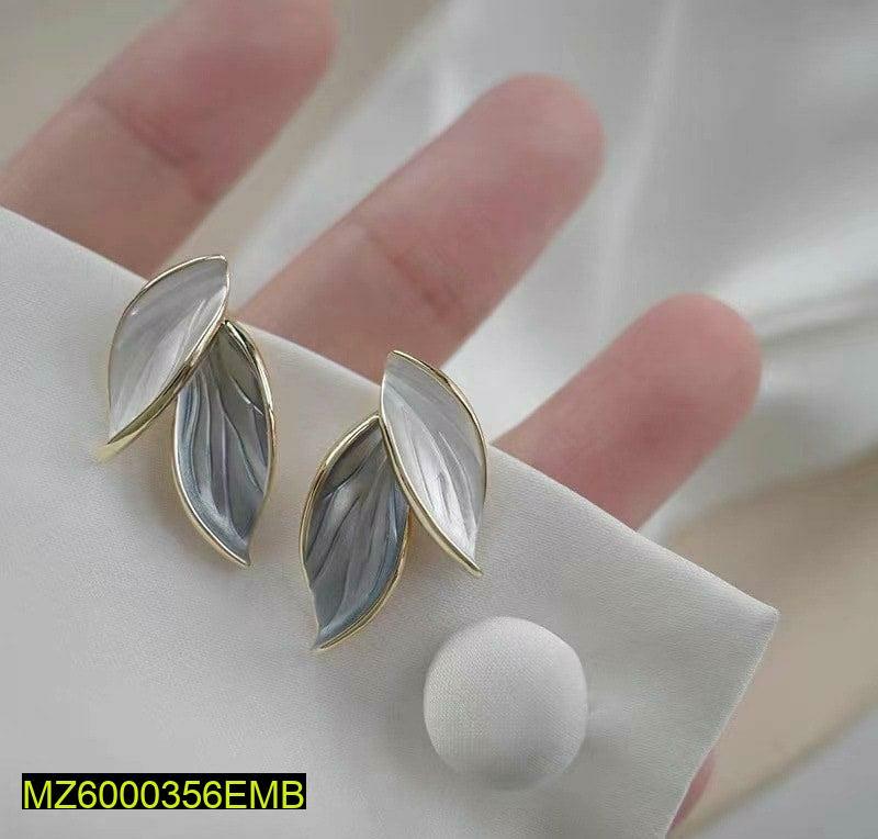 Leaf Earrings Gold Tone Marbled Finish Lightweight Daily Wear