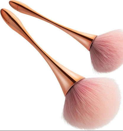 Rose Gold Makeup Brush for Flawless Application