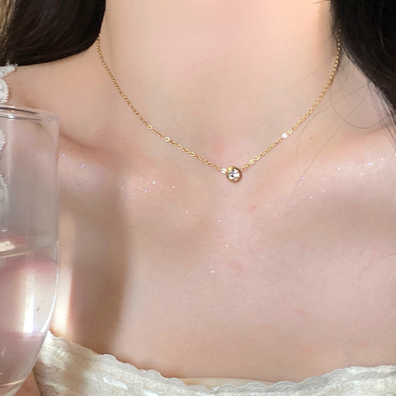Gold Zircon Pendant Necklace for Women Daily Wear Luxury