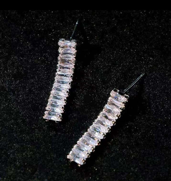 Modern Silver Plated Necklace Set for Women